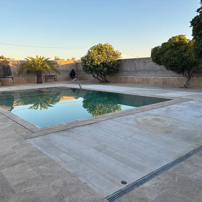 Estado original: Terraza de baldosas